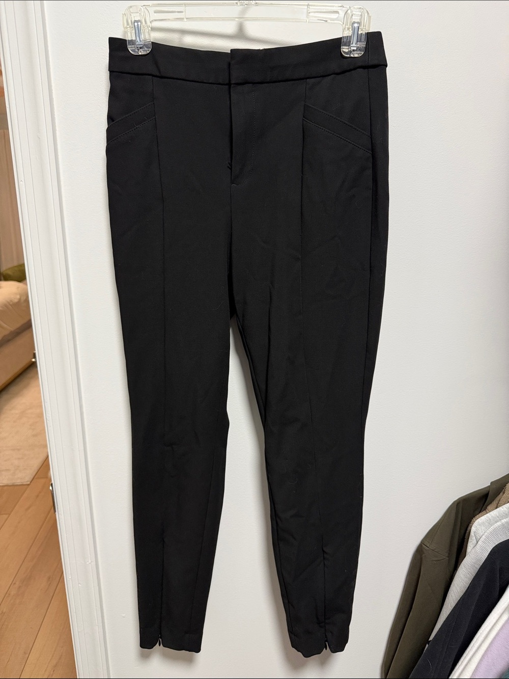 GAP Black Ankle Crop Tapered Pants